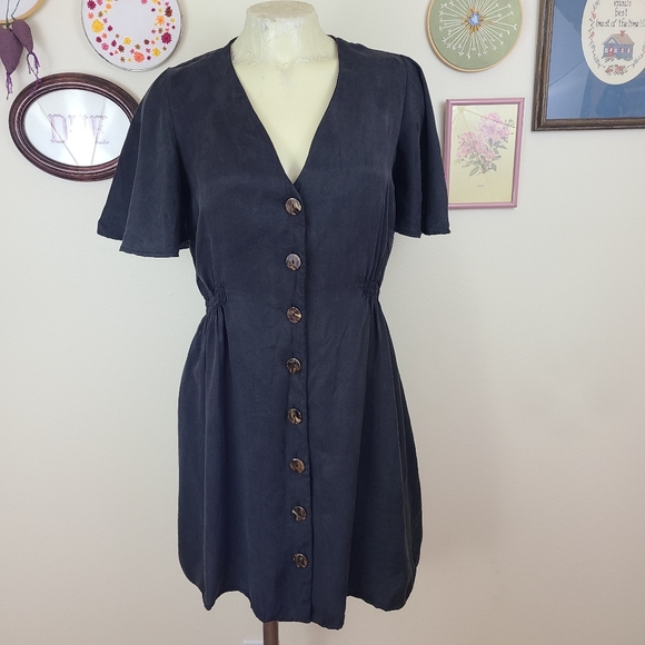 Zara Dresses & Skirts - Zara Chambray Acrylic Button Front Dress | Medium
